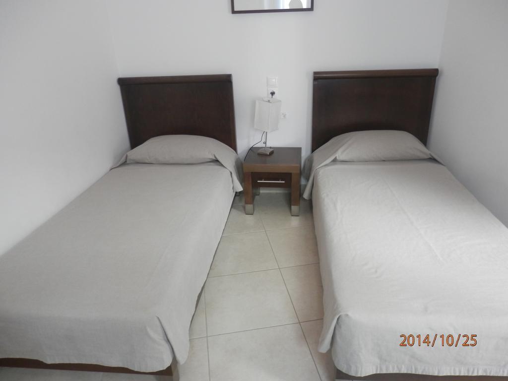 أغيا غاليني Glaros Hotel Apartment الغرفة الصورة
